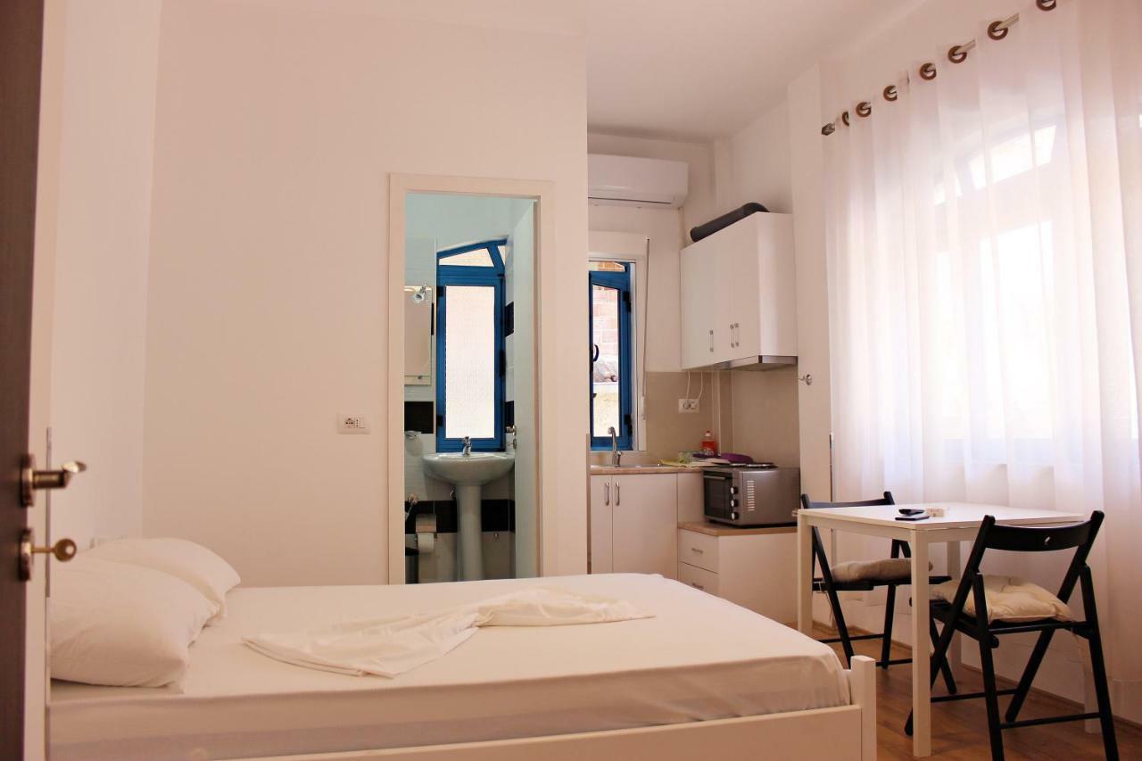 Hercules House Hotel Саранде Екстериор снимка